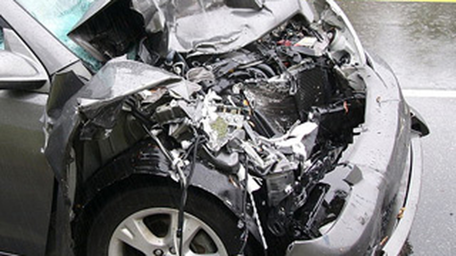 Accident grav pe DN 1C! O persoana a murit, iar alte doua au fost ranite