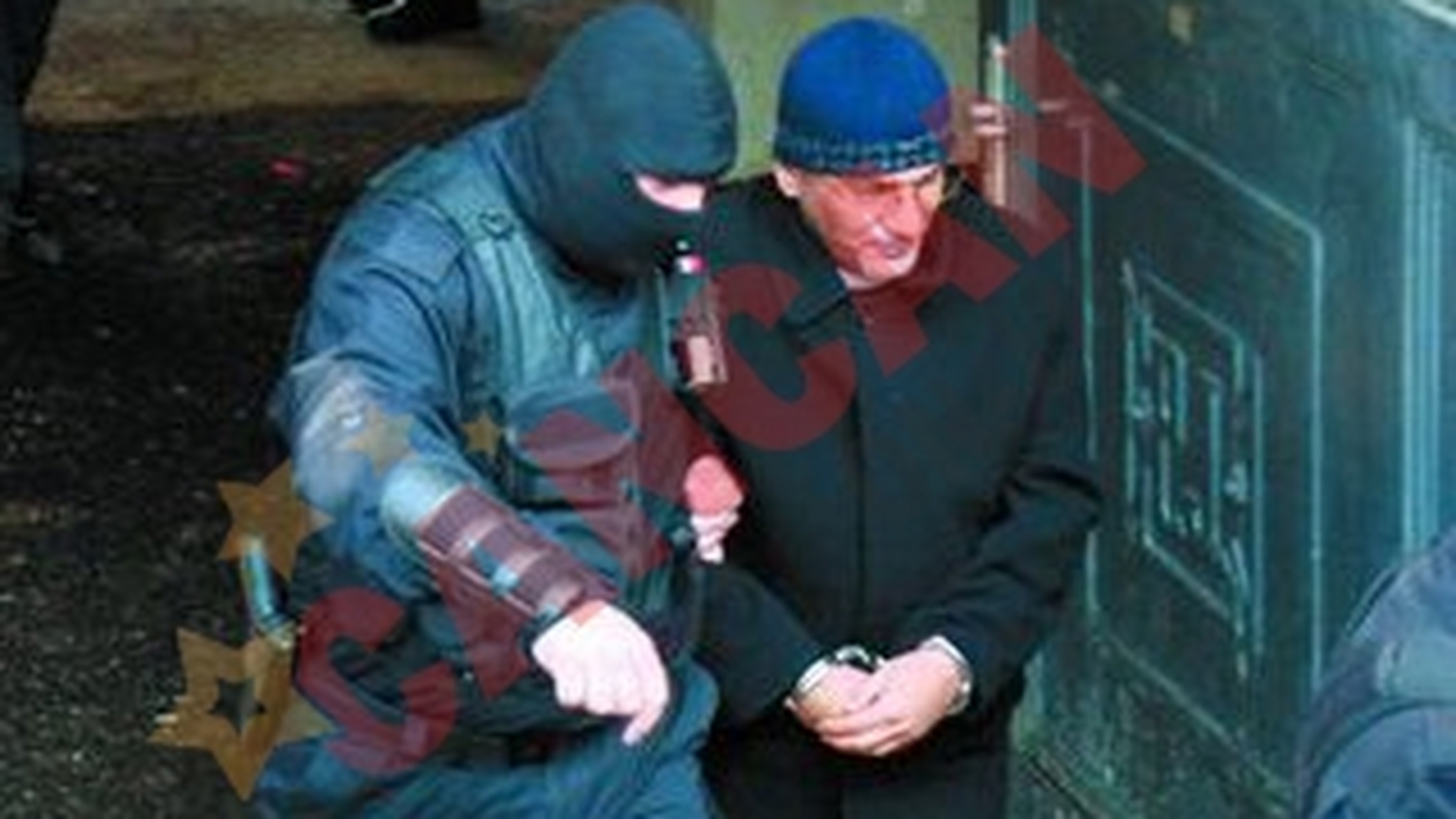 Bahaian, acuzat oficial de crimele in stil mafiot!