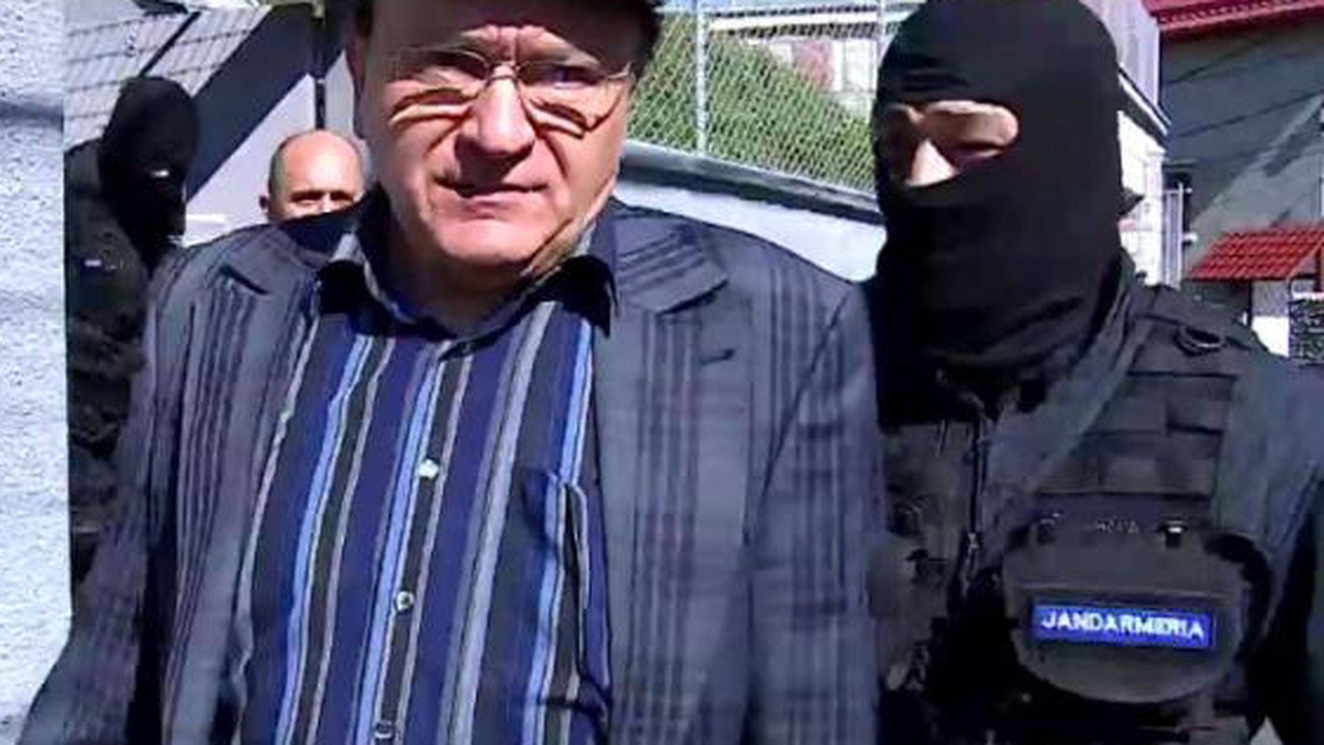 Am descoperit ce avere au de partajat. Politicianul multimilionar & soţia îşi dispută la divorţ palatul + şase terenuri!