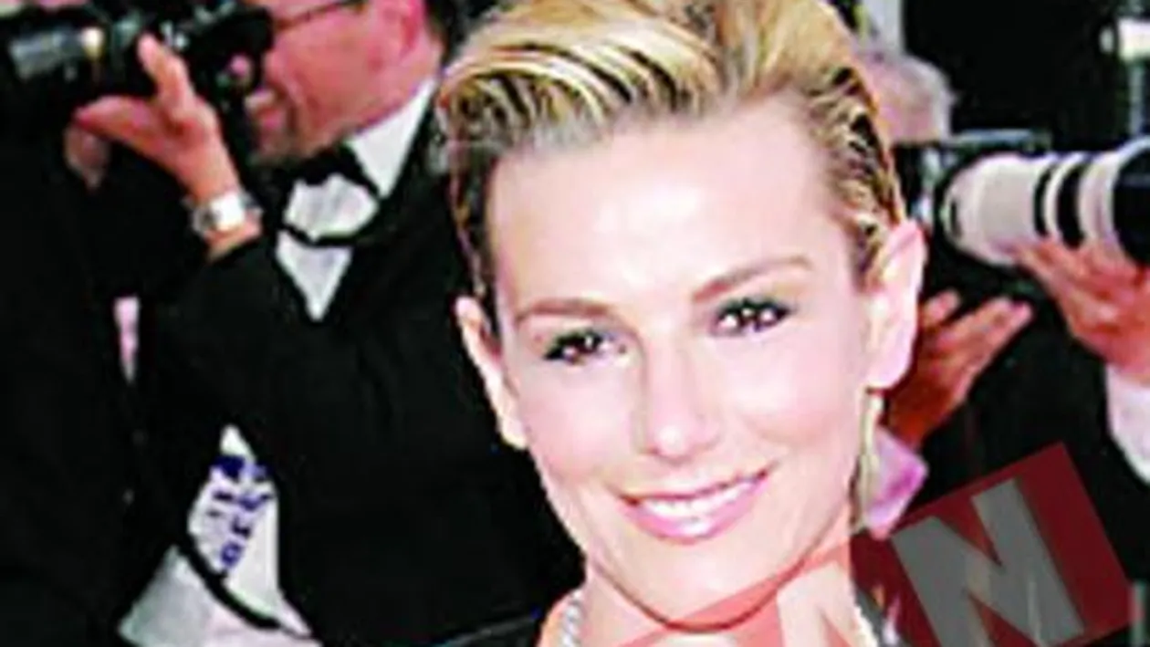 Nicolas Sarkozy se iubeste cu o ziarista