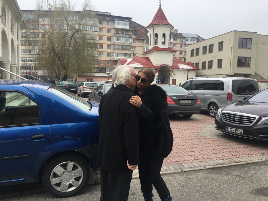Laurențiu Reghecampf și-a condus tatăl pe ultimul drum