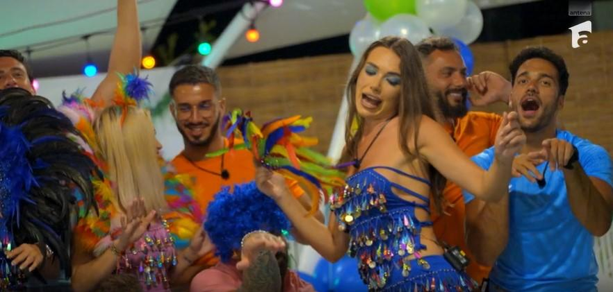 Iustina a renunțat la orice inhibiții /Foto: Captură Video Antena 1