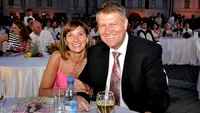 Cea mai hilara cerere de divort din Romania: Klaus Iohannis sa divorteze, daca altfel nu iese de sub papucul sotiei