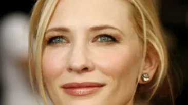 Cele mai ciudate secrete de frumuseţe ale celebrităţilor! Nu eşti curios să afli ce tratamente naturale le fac să strălucească?