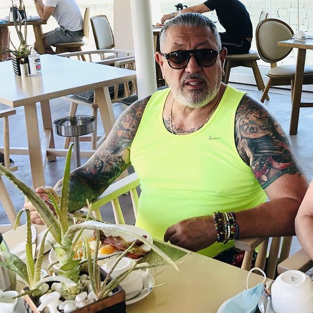 Ajuns la 70 de ani, Serghei și-ar dori ca sfârșitul să vină peste noapte, după un șpriț și o partidă de amor sălbatic (Foto: Instagram)