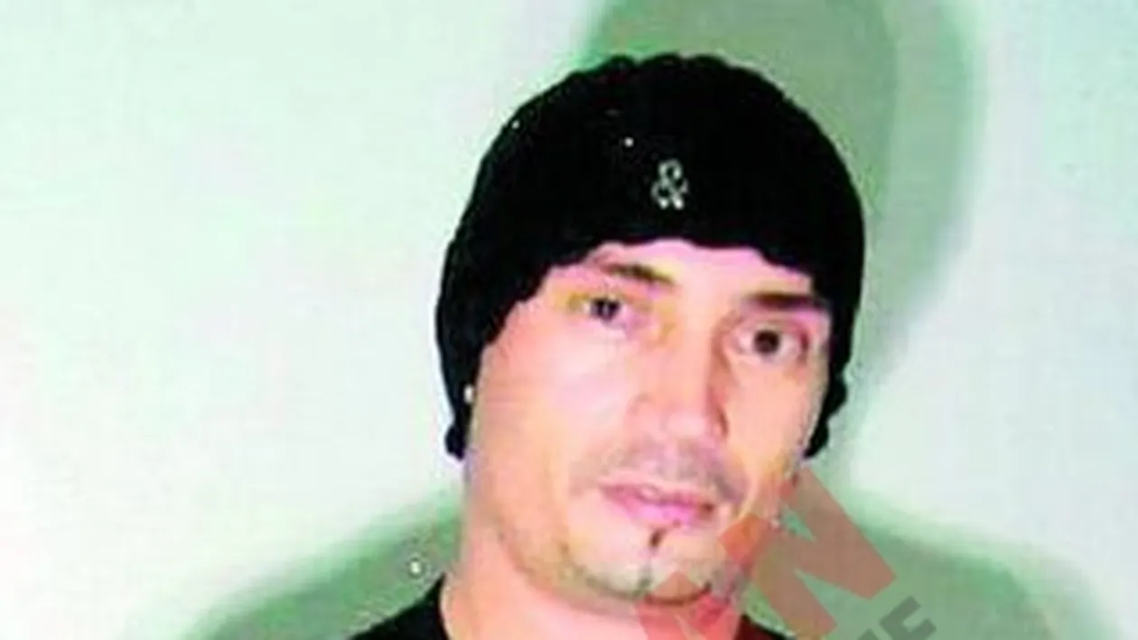 VIDEO Ghenosu a facut sute de mii de euro din proxenetism si santaj, desi este inchis la Rahova