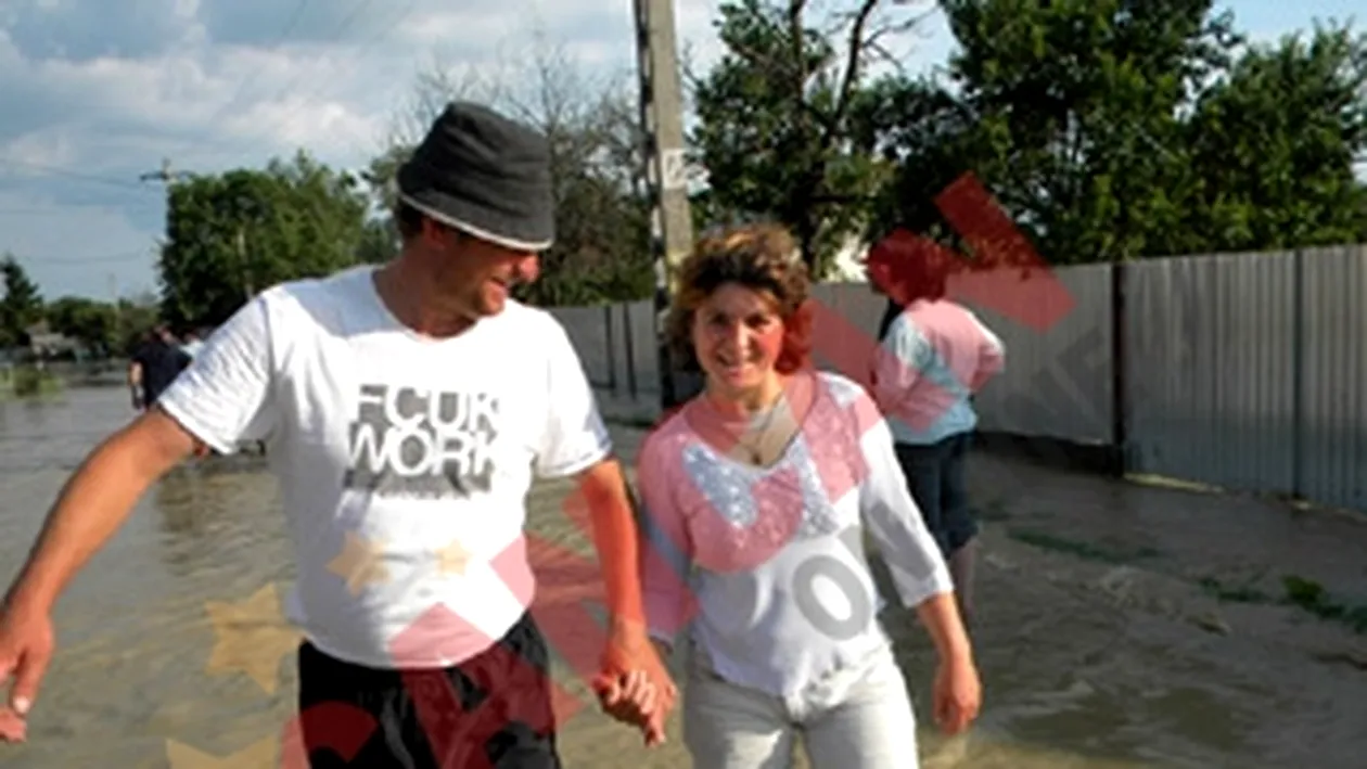 Peste doua mii de oameni evacuati din Saucesti, Bacau