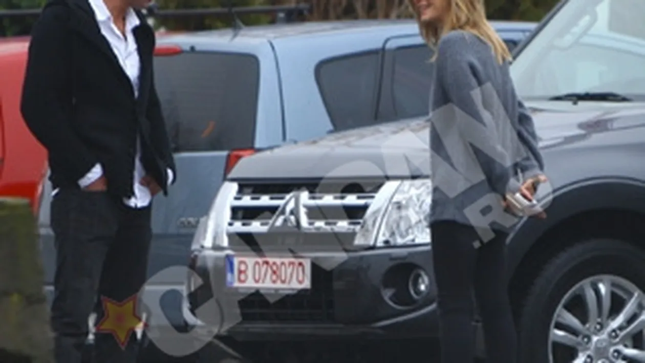 Adela Popescu si-a schimbat din nou masina! A primit o japoneza nou-nouta