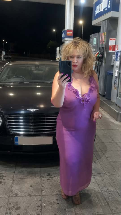 Provocarea inedită prin care Oana Lis a ajuns lângă Brad Pitt. Imaginile au devenit virale
