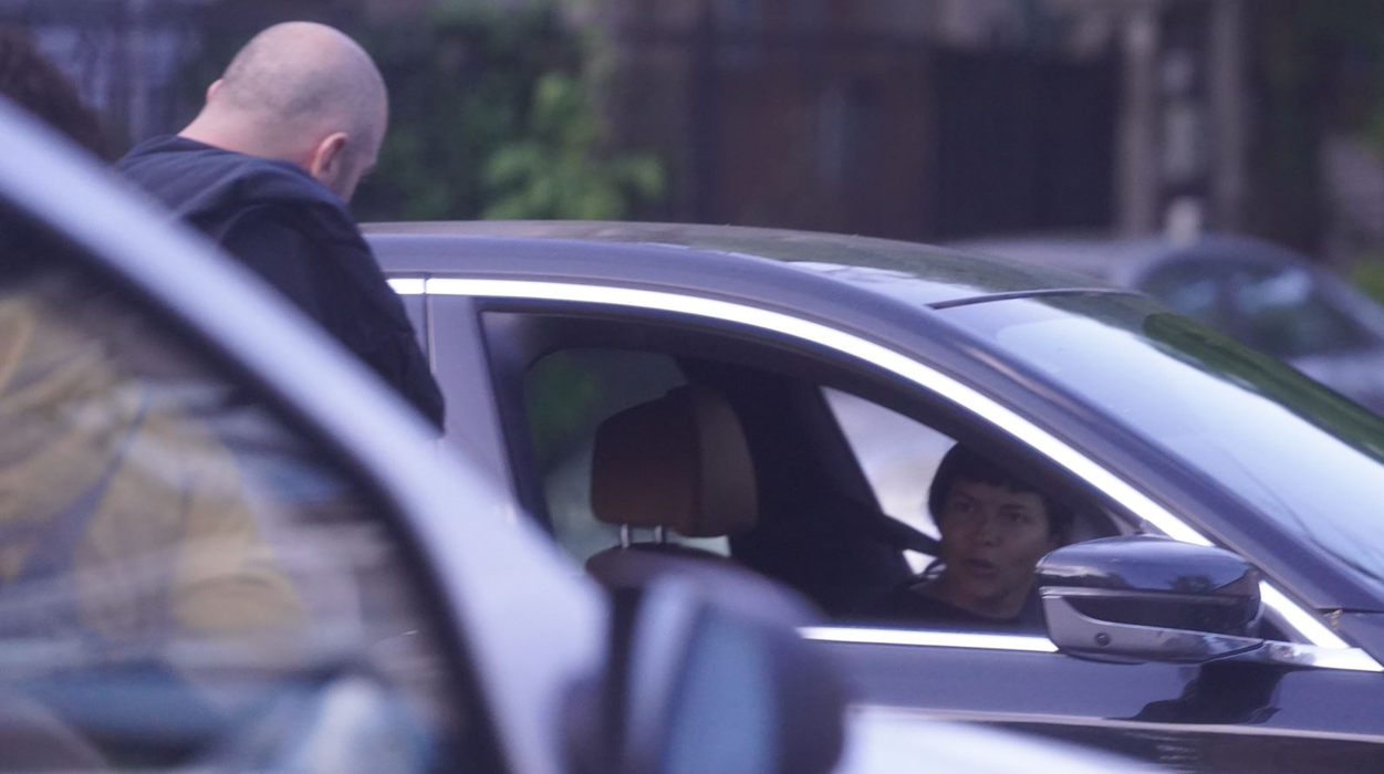 Fără machiaj, Inna pare de nerecunoscut (Foto: CANCAN.RO)