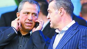 Am aflat motivul despărţirii. Divorţ în familia lui Gigi Becali: ”Din cauza lui, am…”