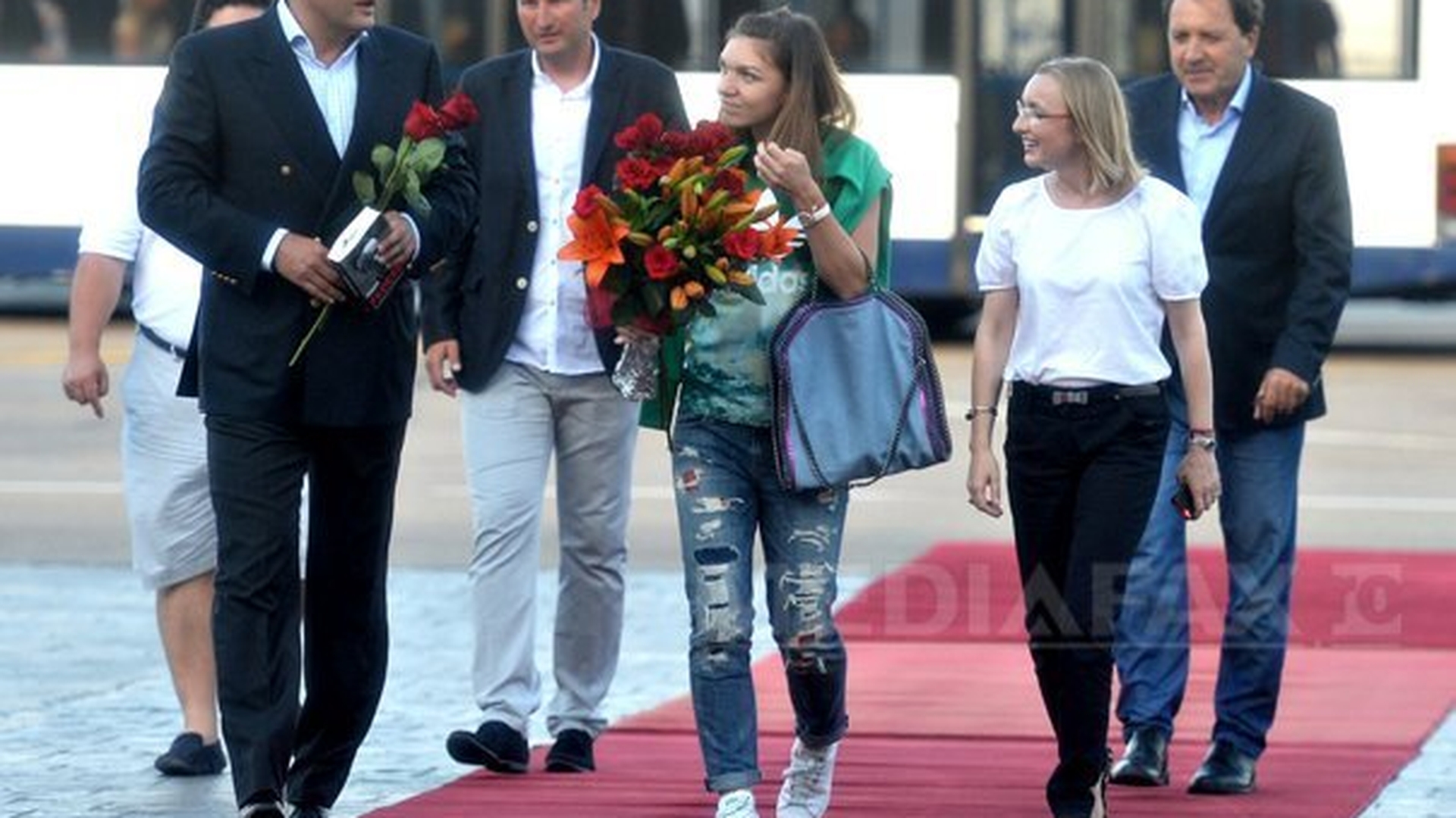 Ilie Năstase a aşteptat-o pe Simona cu flori: ”Atunci am uitat de tot!”
