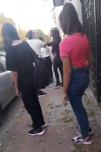 Bătaie în fața Liceului "Tudor Vianu" din Giurgiu
