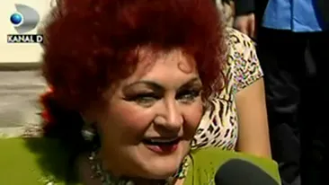 VIDEO Elena Merisoreanu si-a botezat nepotica! Afla ce cadou impresionant i-a dat micutei cu aceasta ocazie