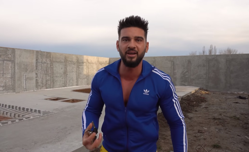 Cum arată curtea casei de 300.000 de euro a lui Dorian Popa. FOTO