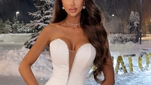 Bianca Drăgușanu criticată că folosește filtre de înfrumusețare. Cum a răspuns vedeta