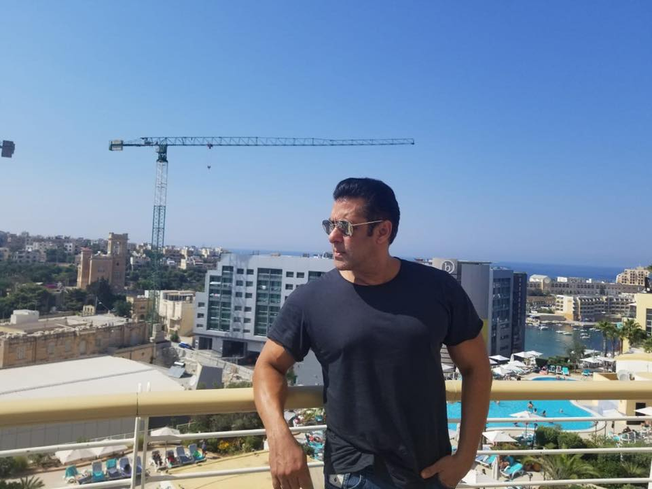 Cu cine a fost fotografiat Salman Khan in India, in timp ce Iulia Vantur era in Romania, la “Cerbul de Aur”