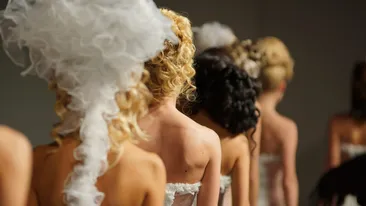 S-a stins din viață la 27 de ani. O creatoare de modă care a fost găsită fără suflare