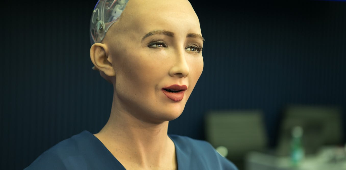 Robotul Sophia care amenința că distruge omenirea a ajuns în România