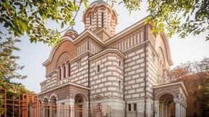 O biserică unică, în centrul Capitalei