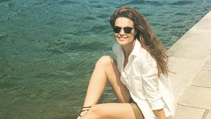Nu îi merge deloc rău în SUA! Raluca Lăzăruţ s-a pozat sexy, în costum de baie!