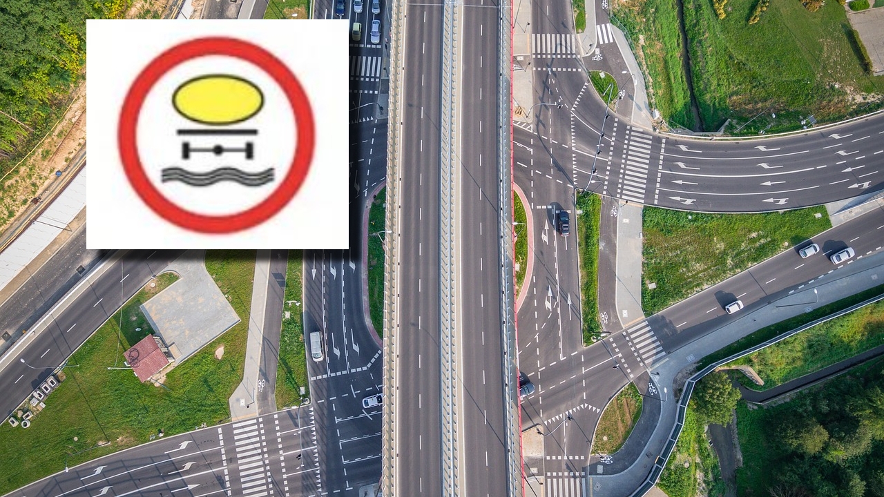 Amendă în valoare de 1250 de lei pentru șoferii români care nu respectă acest semn de circulație. Mulți nu știu ce reprezintă