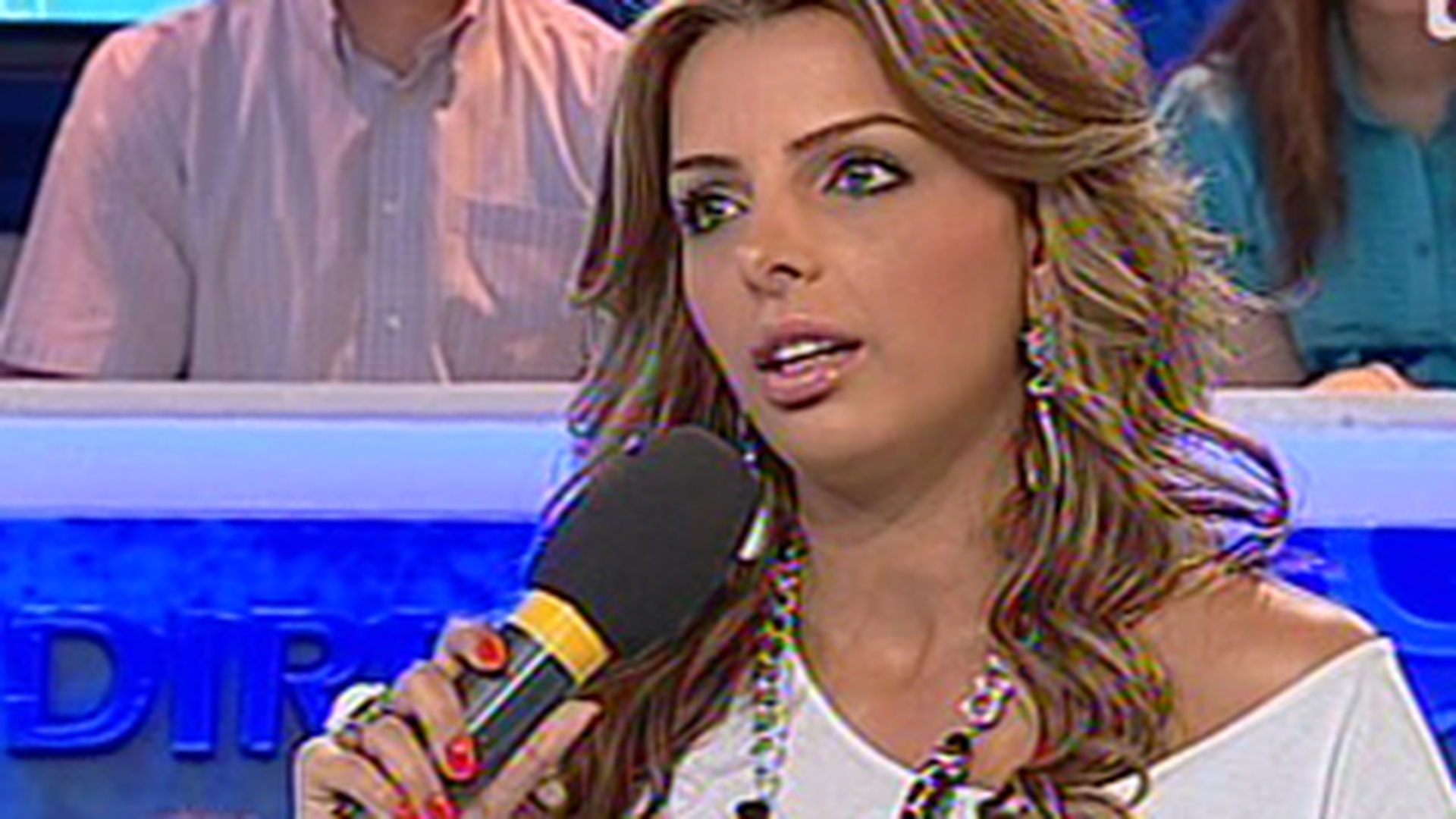 Madalina Radu, adepta chirurgiei plastice: "Am o operatie la sani, una la nas, am buzele marite si o lipoabsorbtie"