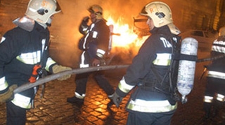 VIDEO Incendiu in Gara de Nord din Timisoara din cauza oamenilor strazii