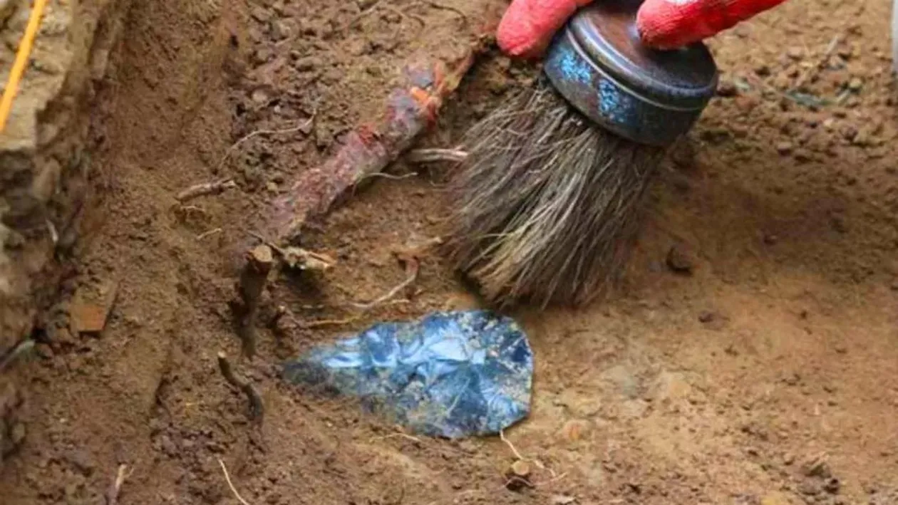 Descoperire fabuloasă în România, lângă Oradea. Arheologii au găsit mormântul unei femei care a fost îngropată cu peste 100 de inele de aur