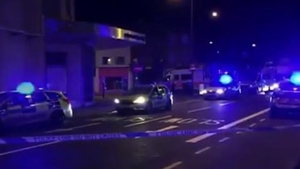 Un nou atac a avut loc la Londra! O maşină a intrat în 10 pietoni aflaţi în faţa unei moschei
