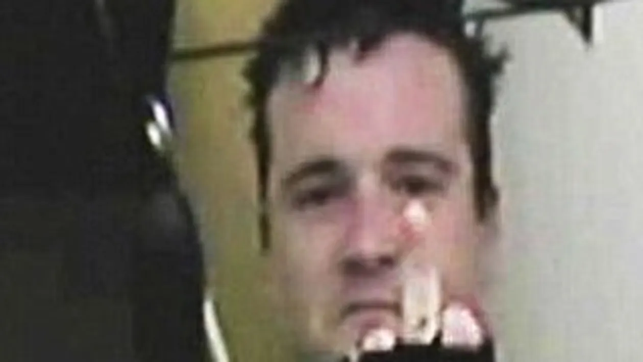 FOTO EXPLICIT! Un britanic a ucis trei femei, le-a jupuit si le-a mancat!