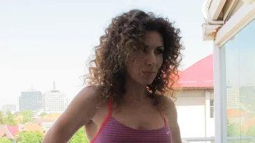 Carmen Bruma, fara Photoshop! Cum arata fara retusuri, chiar cand pozeaza pentru copertele revistelor!