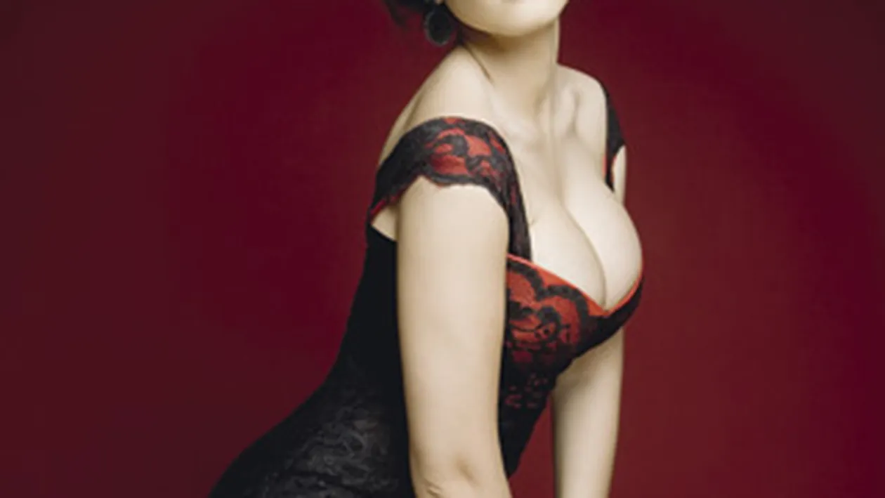 Andreea Mantea se considera o fata normala: Am vazut celulita cand m-am uitat in oglinda, dar am devenit clienta unui salon de infrumusetare