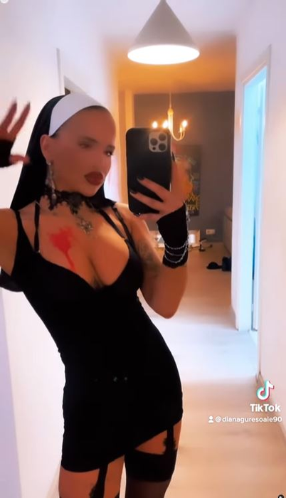 Cum s-au costumat vedetele de Halloween. Topul celor mai sexy apariţii. FOTO