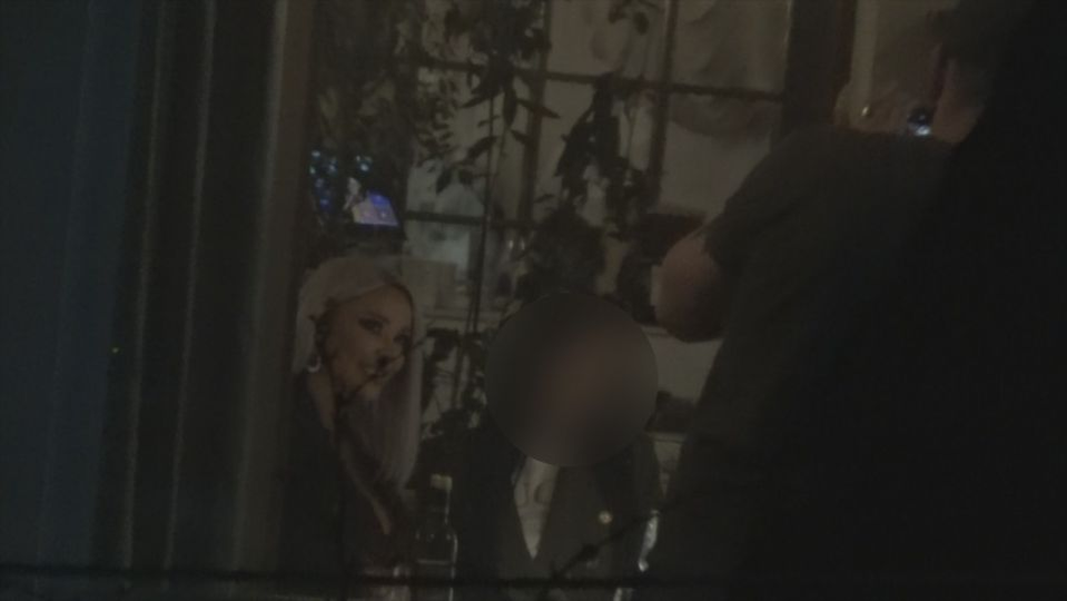 Gata cu extensiile! Bianca Drăgușanu are părut scurt! Cum arată vedeta cu noul look