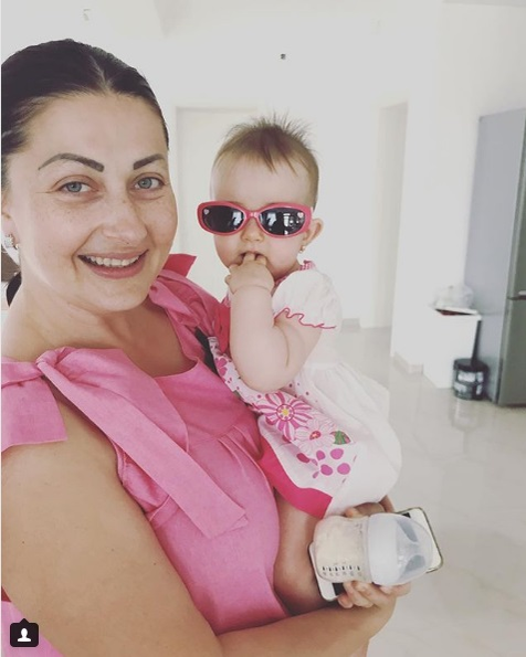 Gabriela Cristea și Tavi Clonda și-au dus fiica pentru prima dată la bunici: “Va repeta experiența”
