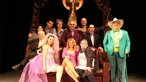 PREMIERĂ. GÂNDUL.RO și Compania Teatrală ”VOUĂ” vă invită să urmăriți online piesa de teatru ”Stăpânul Ciolanului”