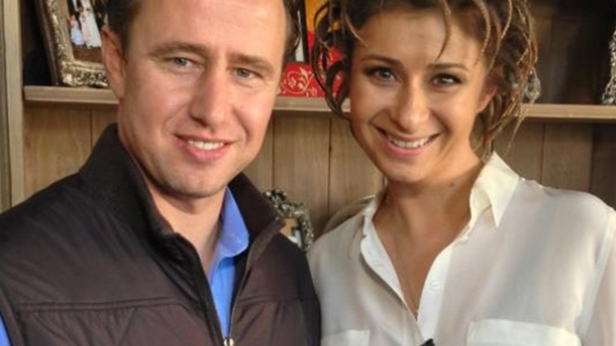 ANAMARIA PRODAN, în culmea fericirii de Crăciun! Şi-a "reunit" cele două familii
