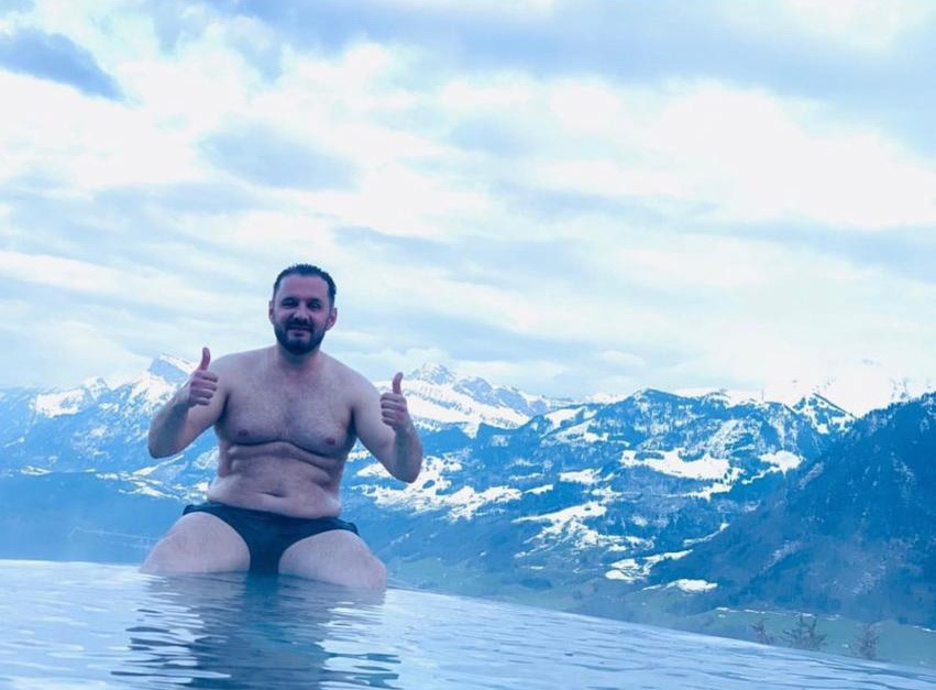 la piscină montană