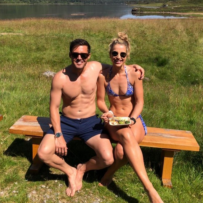 Vogue Williams este însărcinată! Prezentatoarea a anunţat că așteaptă al treilea copil