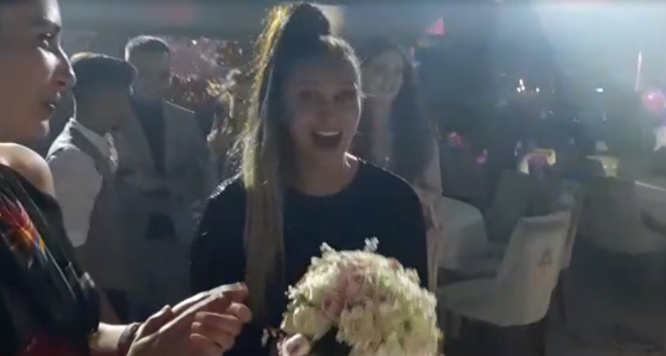 Cine este vedeta care a prins buchetul aruncat de mireasa Andreea Bălan! Urmează încă o nuntă în showbiz!