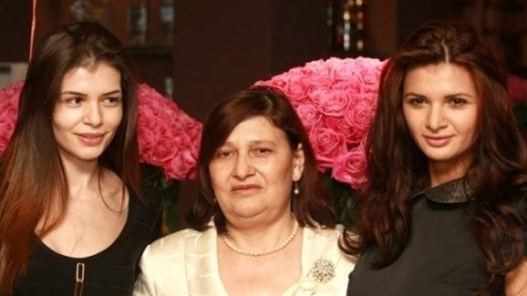 MONICA GABOR şi-a deschis sufletul de Ziua Femeii! Ce a povestit despre relaţia cu mama ei