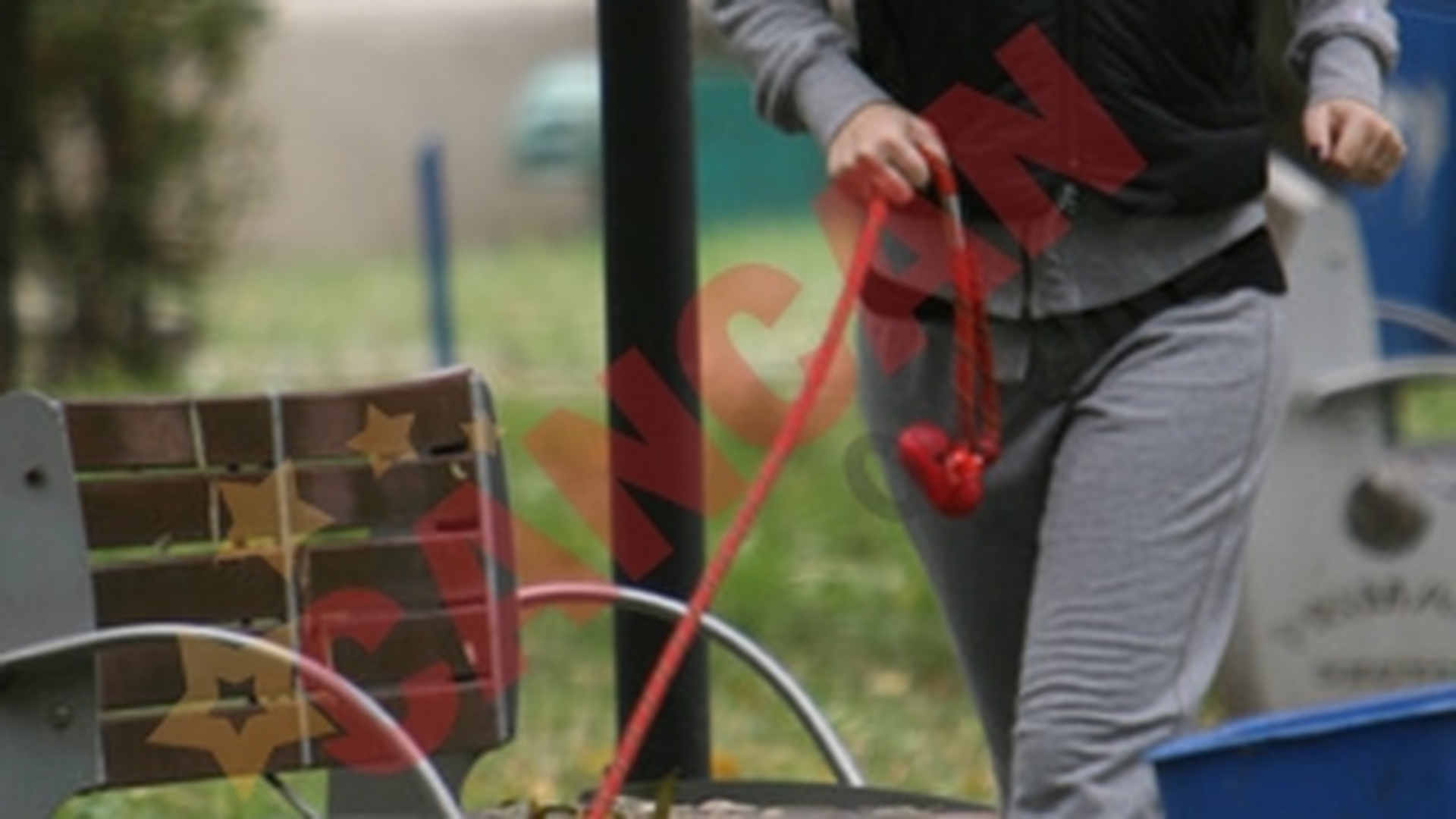 Bianca Ionita face jogging si este eco! Se antreneaza cu buldogul