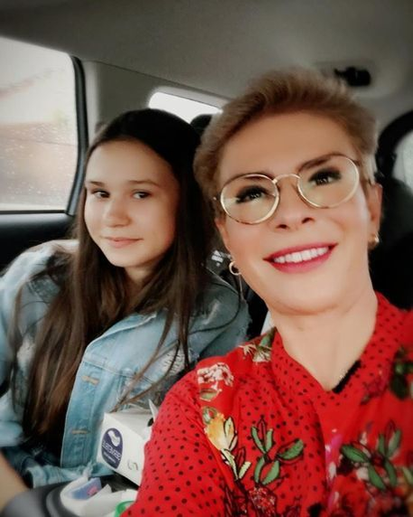 Teo Trandafir i-a spus fiicei ei că este adoptată, în direct! Reacţia ei a lăsat-o fără cuvinte: „Eu n-aş putea să-i spun mamă”