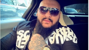 Dani Mocanu, dosare penale pe bandă rulantă. Manelistul riscă 3 ani de închisoare, după ce a fost prins de mai multe ori conducând fără permis