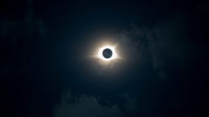 Efectele negative ale eclipsei totale de soare din 12 august 2026. Ce nu ai voie să faci