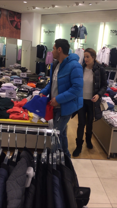 Dorel din "Las Fierbinți" și soția însărcinată au ieșit la cumpărături.