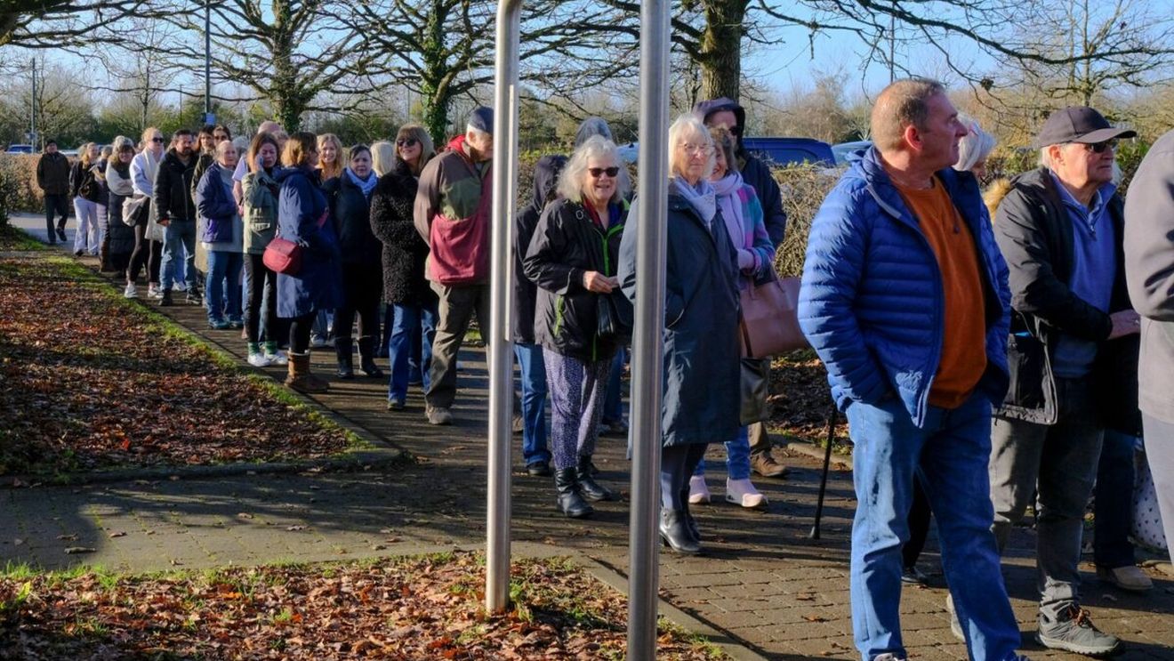 Credeați că la Constanța e cel mai urât târg de Crăciun? Vă arătăm altul care le întrece pe toate: „Pare un iad festiv!”