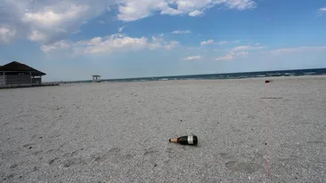 La mare, la soare... plajele sunt goale! Stațiunea Mamaia a ajuns de nerecunoscut. VIDEO