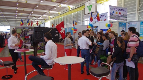 Savantii romani au spart topurile lumii! De la CD-ul de 15.000 ori mai mare, la romanii angajati la NASA!